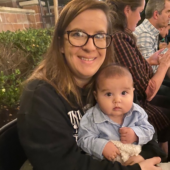 Meet your Posher, Julie - Picture 2 of 9